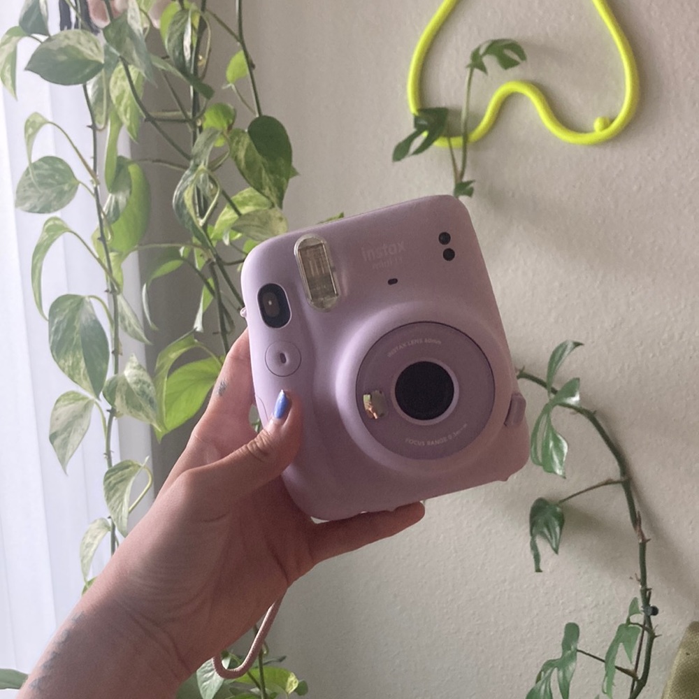 Lavender Instax Mini 11 Polaroid Camera